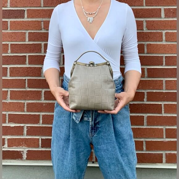 Handmade Genuine Embossed Leather Top Handle Bag & Castle Shaped Coin Purse Set - Picture 3 of 16